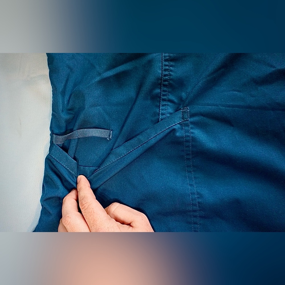 Cherokee Scrub Top - Picture 6 of 6